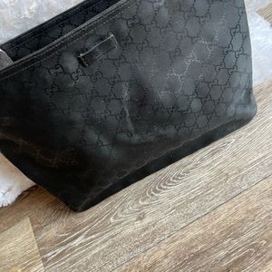 Black Gucci crossbody